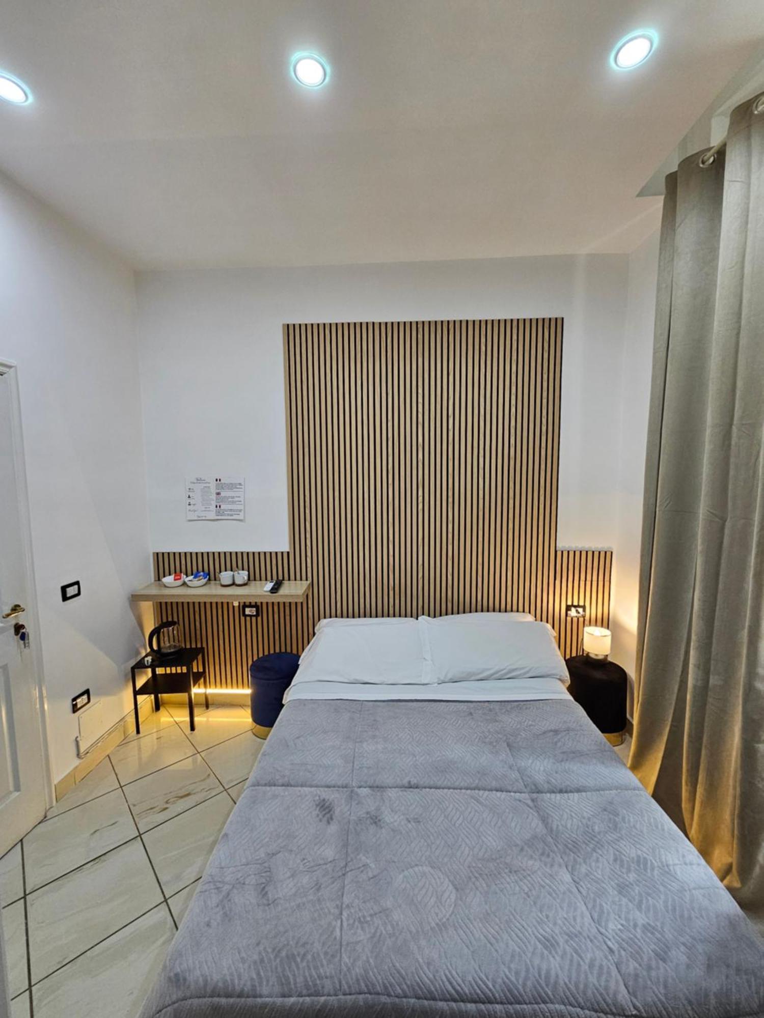 B&B Napoli Centrale Room&Jacuzzi المظهر الخارجي الصورة